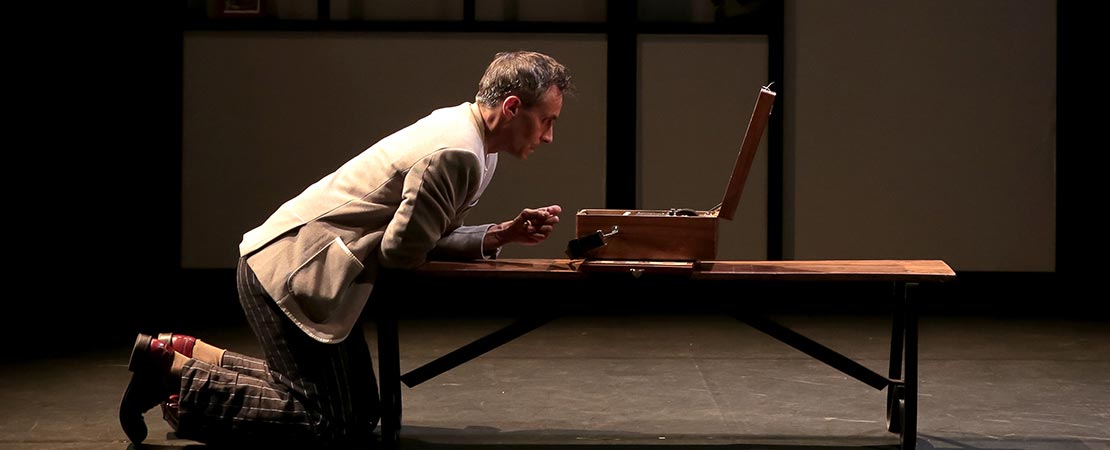 Théâtre : La machine de Turing